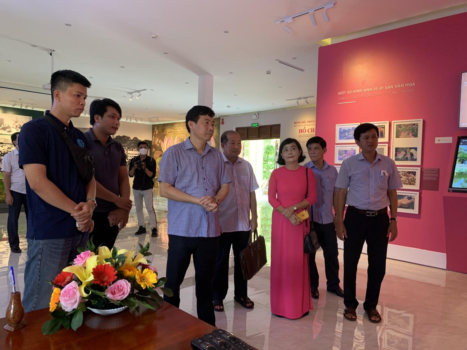 Tổ chức Lễ Khánh thành Nhà trưng bày Chủ tịch Hồ Chí Minh